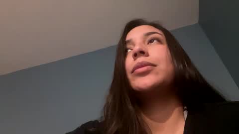 ErickaVee online show from December 6, 2024, 9:10 am