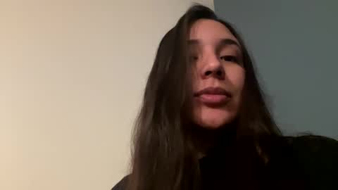 ErickaVee online show from December 7, 2024, 10:23 am