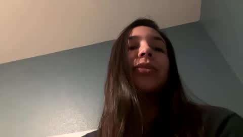 ErickaVee online show from December 8, 2024, 7:15 am