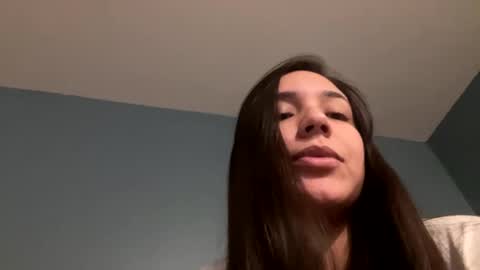ErickaVee online show from December 9, 2024, 10:32 am