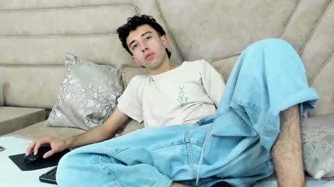 Erick online show from March 3, 2025, 4:35 pm