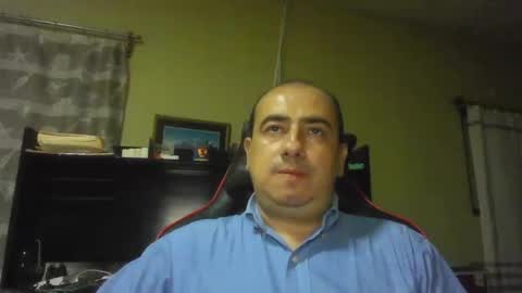 Snapshot of erik1781 chatting on October 10, 2025, 2:32 am erik1781 online show from October 10, 2025, 2:32 am