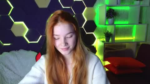 Snapshot of erikabrian chatting on December 18, 2024, 1:15 am erikabrian online show from December 18, 2024, 1:15 am