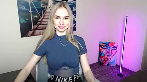 Erika online show from June 2, 2026, 11:56 am