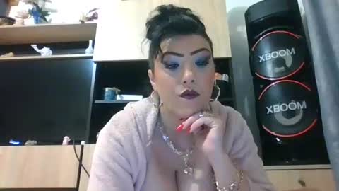 erikaguapa1989 online show from May 18, 2026, 2:18 am
