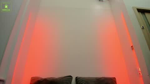 Erika online show from December 25, 2024, 4:12 am