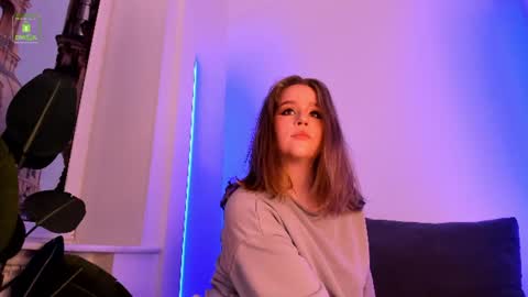 Erika online show from June 16, 2026, 4:26 am