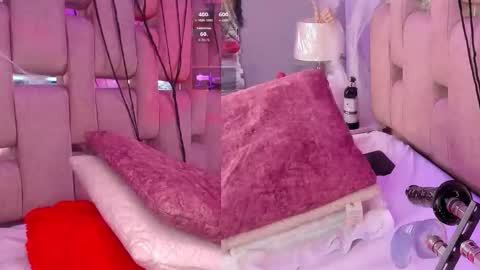 Snapshot of erikamontiel__ chatting on November 3, 2025, 8:10 pm Erika online show from November 3, 2025, 8:10 pm