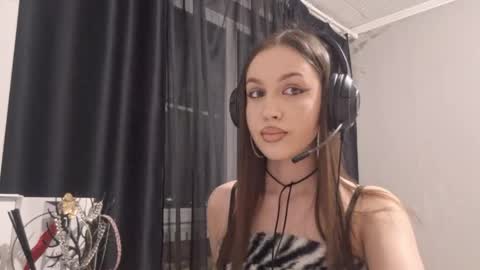 Katrin online show from April 26, 2026, 4:59 pm