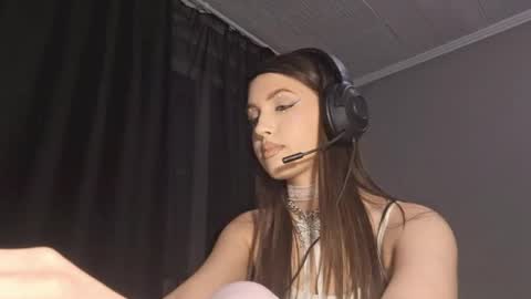 Katrin online show from April 30, 2026, 5:08 pm