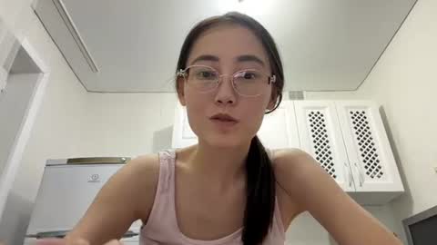 Snapshot of erinnthurmond chatting on July 19, 2026, 8:34 pm Luna online show from July 19, 2026, 8:34 pm