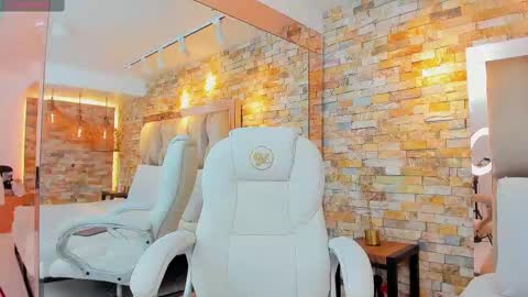  ERIS  online show from October 3, 2025, 12:35 pm