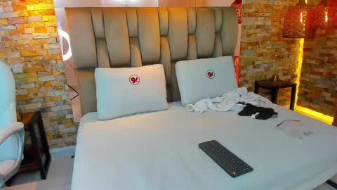  ERIS  online show from October 16, 2025, 12:50 pm