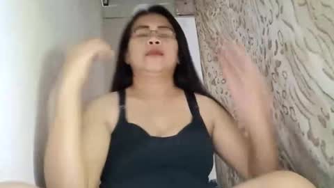 Snapshot of ermajoy chatting on October 31, 2025, 10:49 am ermajoy online show from October 31, 2025, 10:49 am