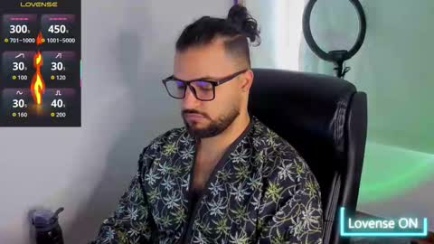 Snapshot of ernesto_rodriguez_82 chatting on October 1, 2025, 4:02 pm ernesto rodriguez 82 online show from October 1, 2025, 4:02 pm