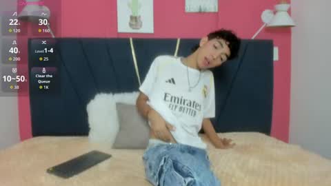 Snapshot of ero_boy40 chatting on July 19, 2026, 4:16 am ero_boy40 online show from July 19, 2026, 4:16 am