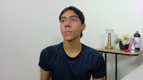Snapshot of eros_lux1 chatting on July 19, 2026, 2:43 pm Eros Lux1 online show from July 19, 2026, 2:43 pm