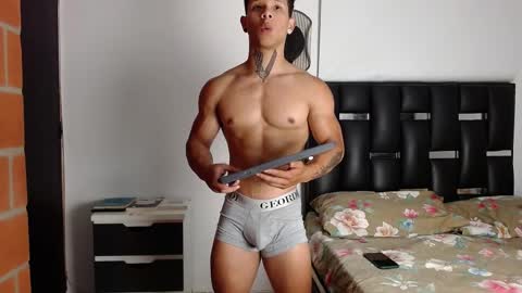 Eros online show from March 3, 2025, 1:10 am