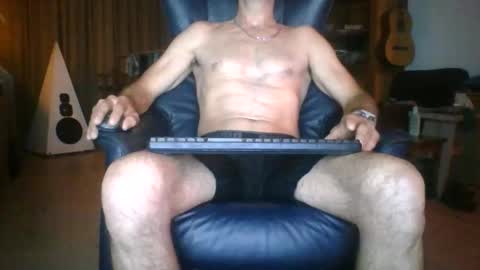 erostja557 online show from June 6, 2026, 9:08 pm