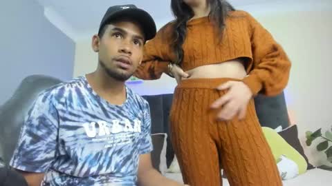 Erotic couple online show from March 3, 2025, 12:58 pm