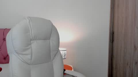 Karen online show from December 2, 2024, 7:27 pm