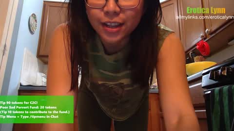 Lynn   online show from February 6, 2025, 6:13 pm