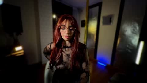 Snapshot of eroticmaze chatting on May 13, 2026, 11:44 pm Salom online show from May 13, 2026, 11:44 pm
