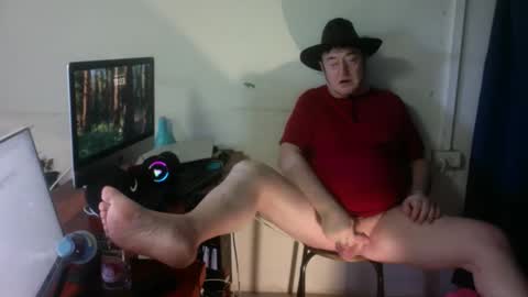 Tom Delaney online show from October 19, 2025, 4:02 am