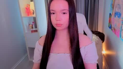 Snapshot of erynel chatting on June 23, 2026, 1:53 pm Silvia online show from June 23, 2026, 1:53 pm
