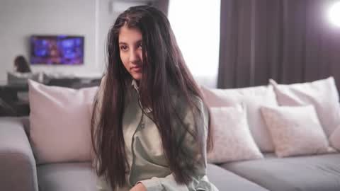 Snapshot of erynharteau chatting on February 6, 2026, 10:29 am Hi Im Lori online show from February 6, 2026, 10:29 am