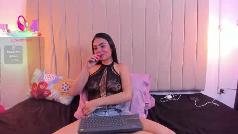 Scarlett online show from March 26, 2026, 4:18 am