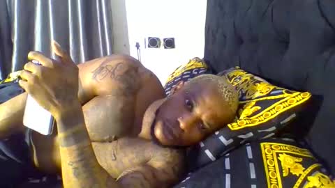 Snapshot of esedekeg chatting on October 19, 2025, 6:41 pm esedekeg online show from October 19, 2025, 6:41 pm