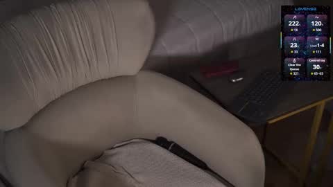 Eseniya online show from February 6, 2026, 5:23 am