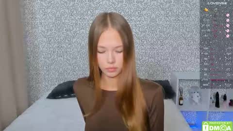 Snapshot of eshcka chatting on September 19, 2025, 4:36 am Megan and Brad online show from September 19, 2025, 4:36 am