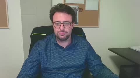 esibizionista 91 online show from March 10, 2025, 5:07 pm