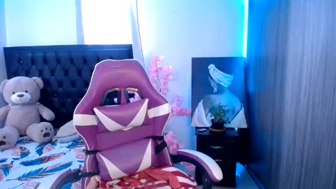 Esmeralda online show from May 31, 2026, 6:09 pm