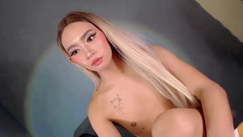 esmeralda28x online show from April 26, 2026, 8:50 pm