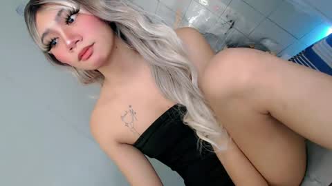 esmeralda28x online show from June 22, 2026, 11:57 pm