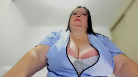 Esmeralda online show from December 23, 2024, 10:55 pm