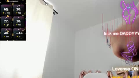 Esmeralda online show from February 24, 2026, 8:18 pm