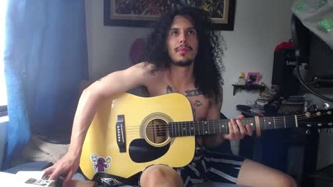 Snapshot of esnaider_man chatting on February 5, 2025, 6:26 pm Esnider online show from February 5, 2025, 6:26 pm