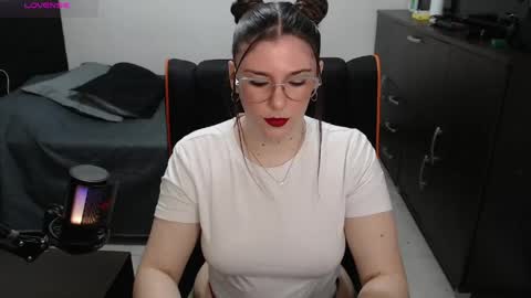 Xbebetax online show from March 20, 2026, 8:35 pm