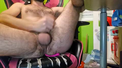 Snapshot of espkaido chatting on October 15, 2025, 9:37 pm XWild94 online show from October 15, 2025, 9:37 pm