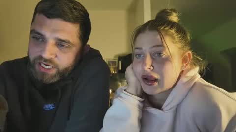 Snapshot of essexcouple88 chatting on March 4, 2026, 11:55 pm essexcouple online show from March 4, 2026, 11:55 pm