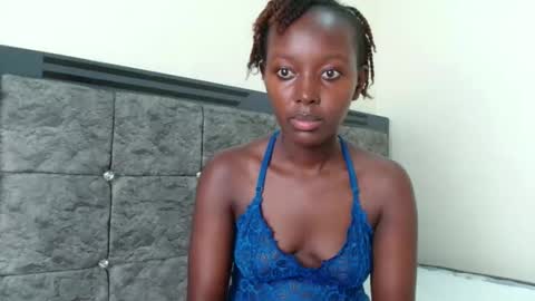 essypetite online show from December 5, 2025, 7:54 pm