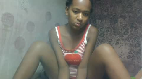 estancelee online show from July 2, 2026, 3:23 am