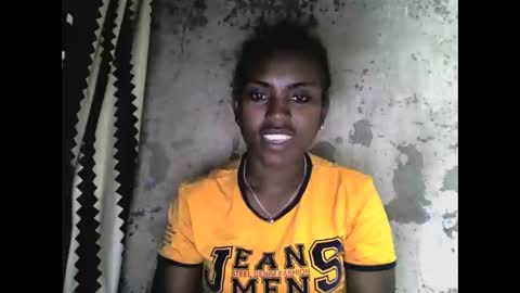 Snapshot of estanie chatting on September 8, 2025, 3:11 pm estanie online show from September 8, 2025, 3:11 pm