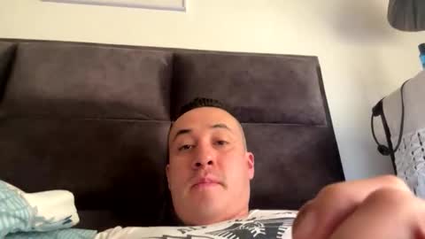 esteban121222 online show from January 11, 2026, 1:16 pm