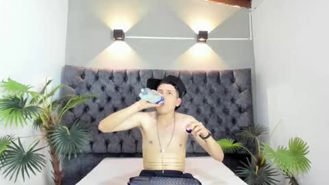 ESTEBAN online show from January 7, 2026, 7:38 pm