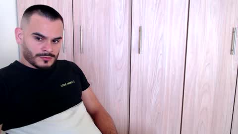 Snapshot of esteban_fer chatting on February 6, 2025, 4:03 pm Esteban Fernandez online show from February 6, 2025, 4:03 pm